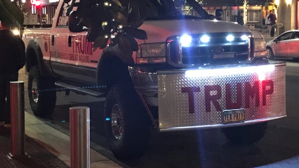Trump truck.png Trump truck.png