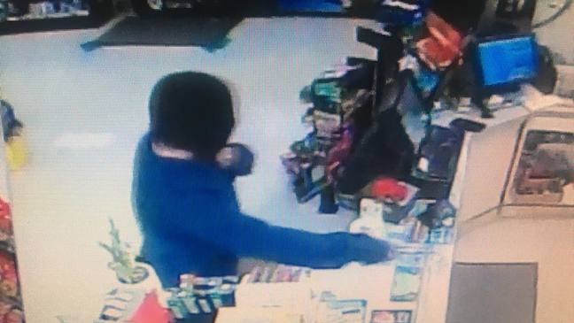 Kennewick police looking for man in Jet Mart armed robbery