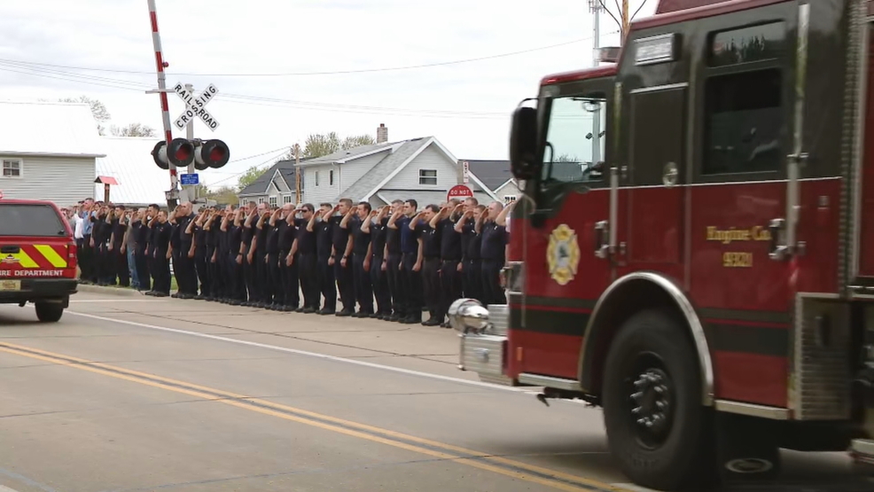 Firefighter's body returns to Appleton WLUK