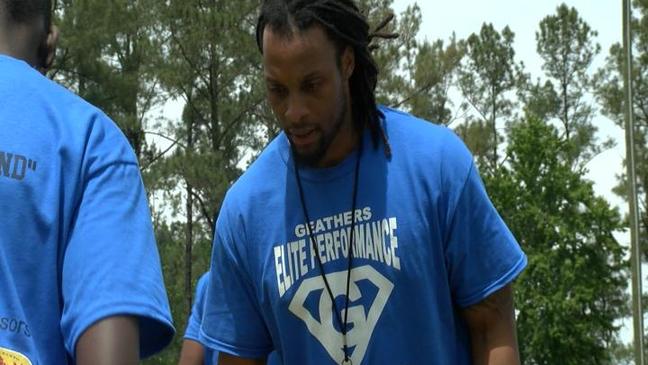 Geathers Camp attracts hundreds of kids for free instruction