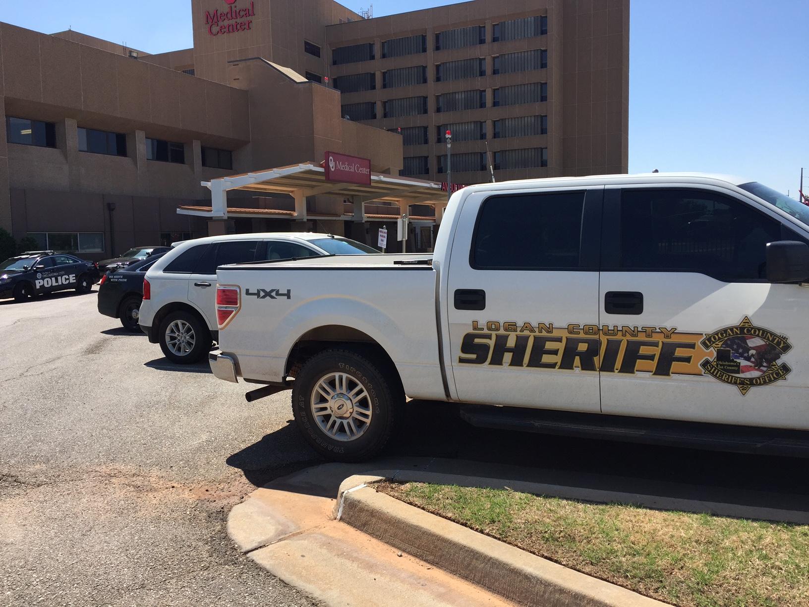 Suspect captured following shooting that killed Oklahoma deputy WLUK