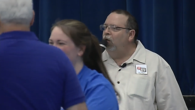 One Oklahoman is helping to keep square dancing alive