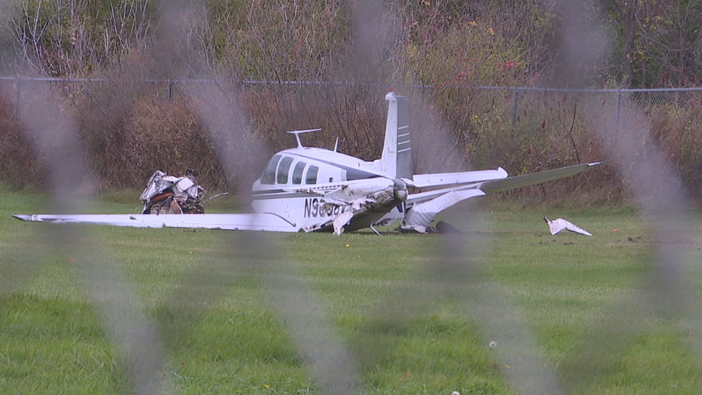 Plane crashes at LeRoy Airport WHAM