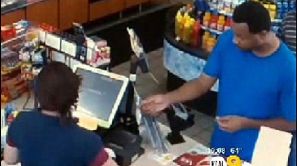 131002_store_clerk.jpg