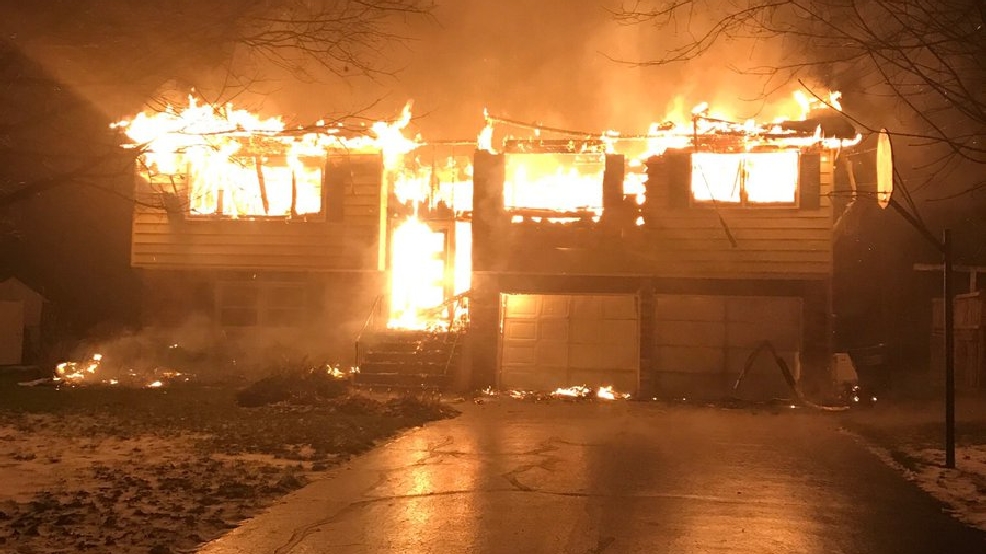 Fully involved structure fire on Nancy Lane in Voorheesville | WRGB