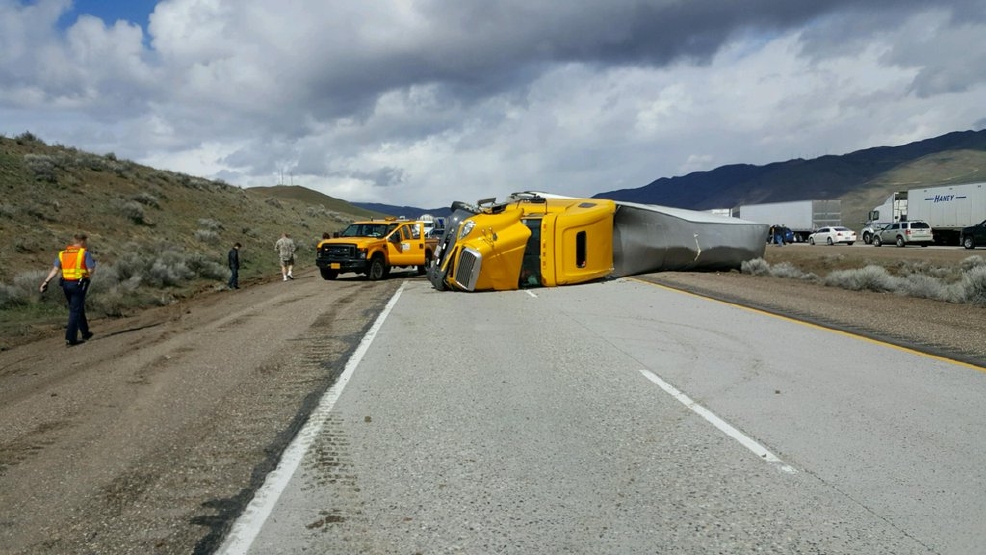 Semi truck crash closes 111 miles of I84 in eastern Oregon News