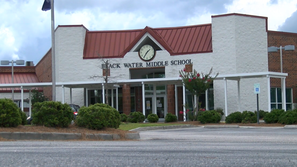 Horry County School Board considers three options in resource officer