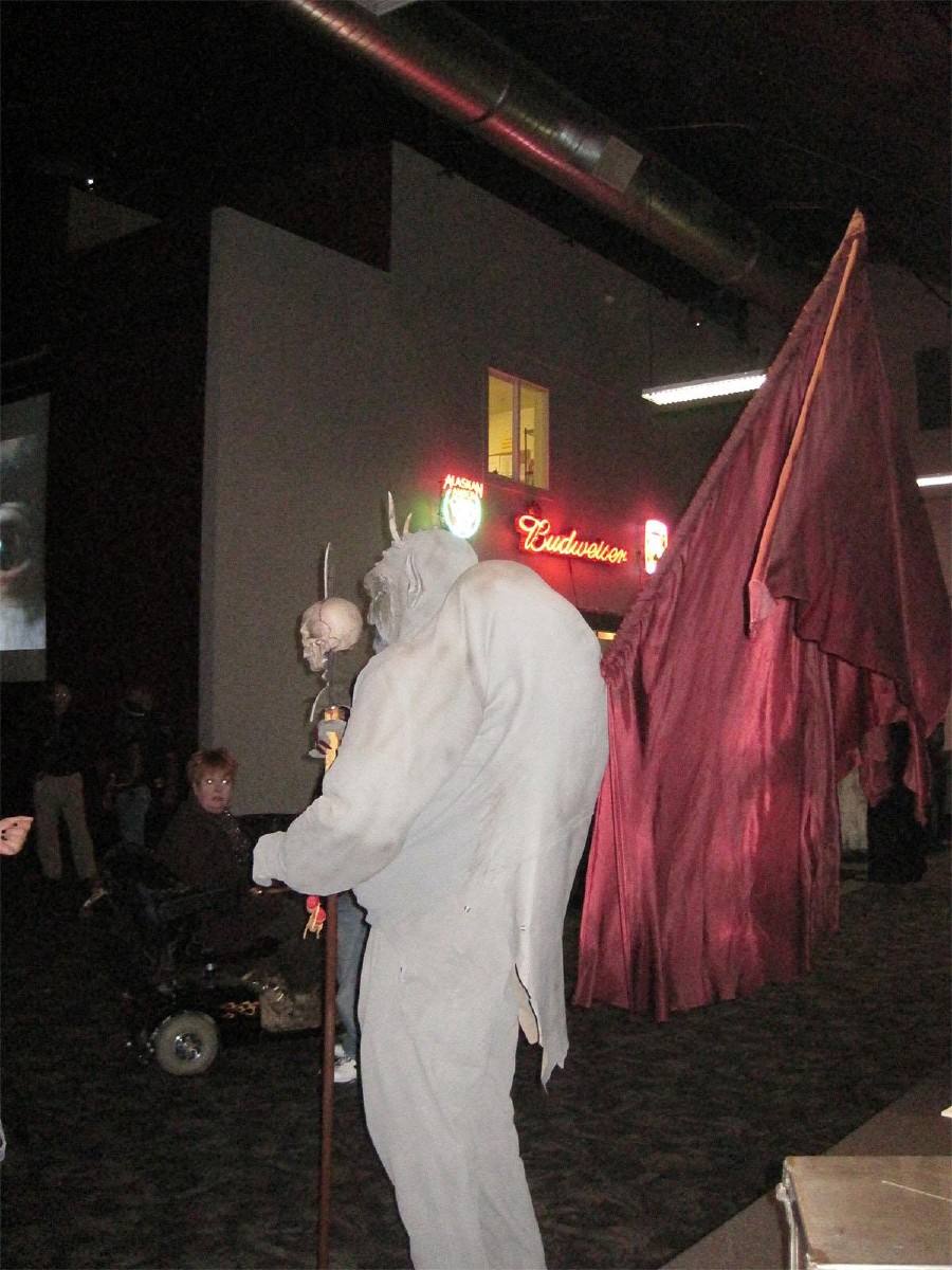 Emerald queen casino halloween party 2018