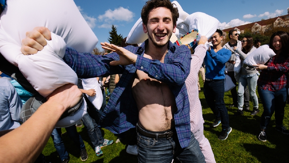 Photos Seattle Celebrates 2015 International Pillow Fight Day Katu