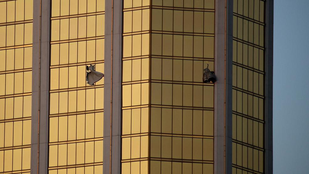 Las Vegas Shooting Las Vegas concert Mandalay Bay AP0.jpg