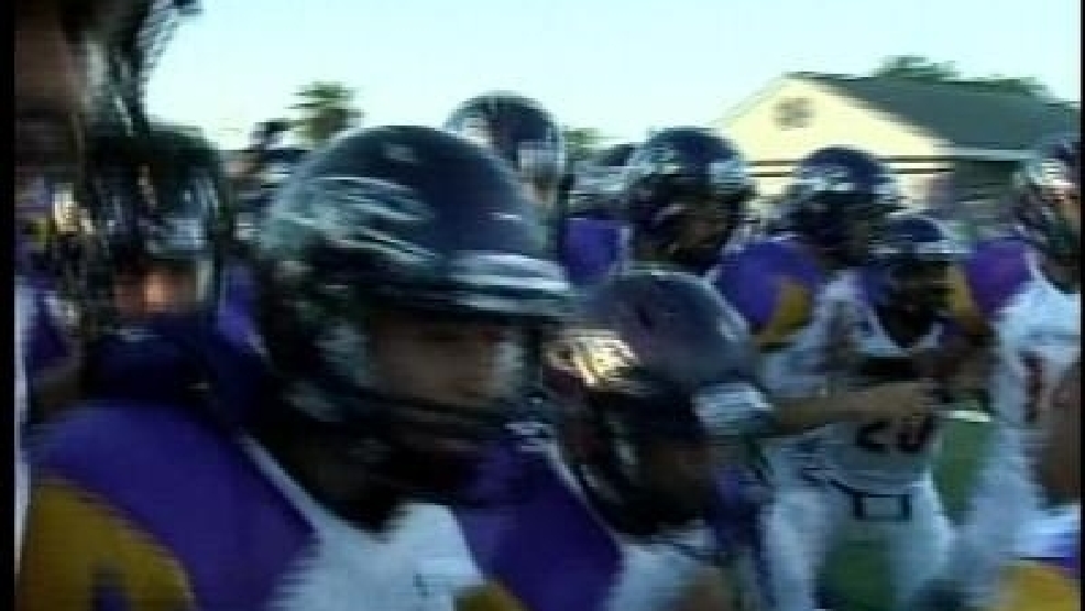 090211_FOOTBALL_2.jpg