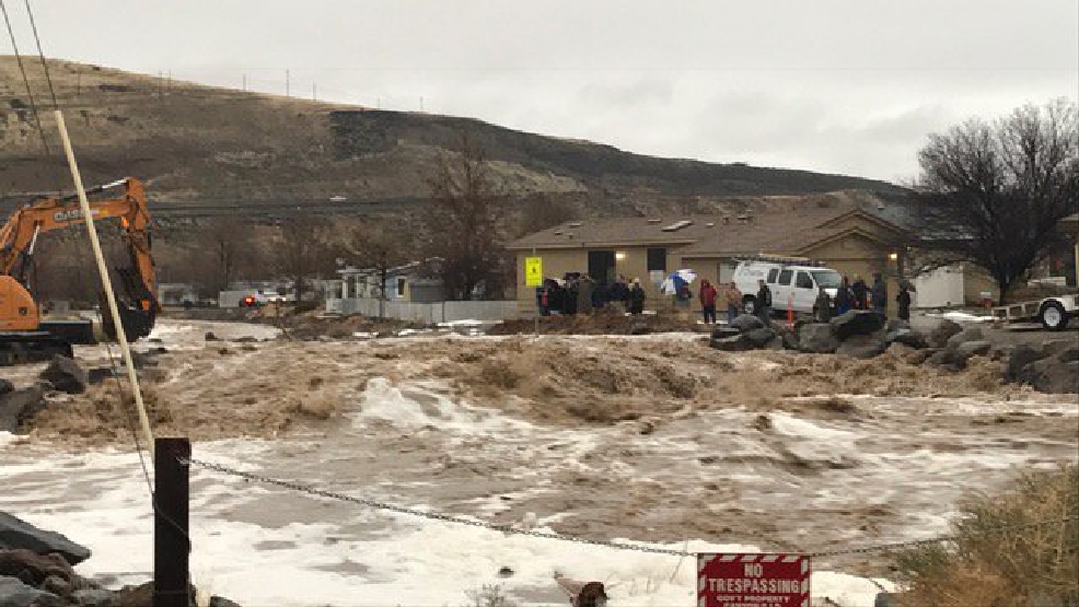 Flood damage to water line forces boil water order in Lockwood KRNV