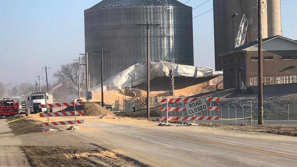 Route B In La Grange Reopens After Grain Bin Collapse | KHQA