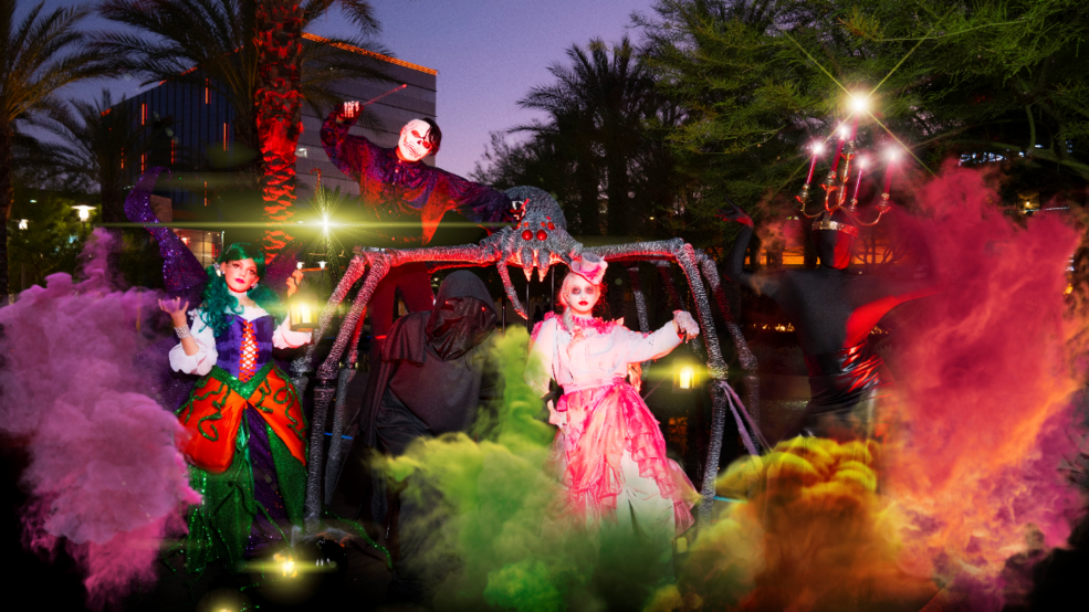 Downtown Summerlin debuts Halloween 'Parade of Mischief' KSNV