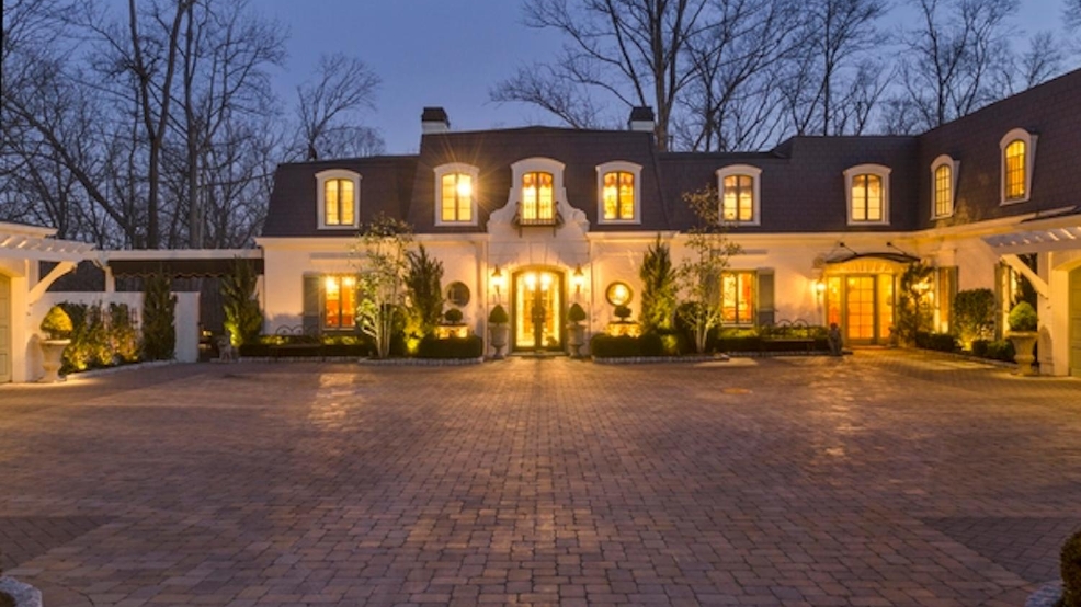 This Stunning Indian Hill House Is On The Market For 2.75 Million